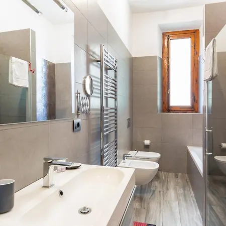 Guesthost - Lights, Camera, Action! - 公寓 佛罗伦萨